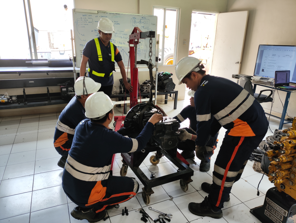 Hydraulic Pump Overhauling